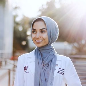 Meet your Posher, Salwa